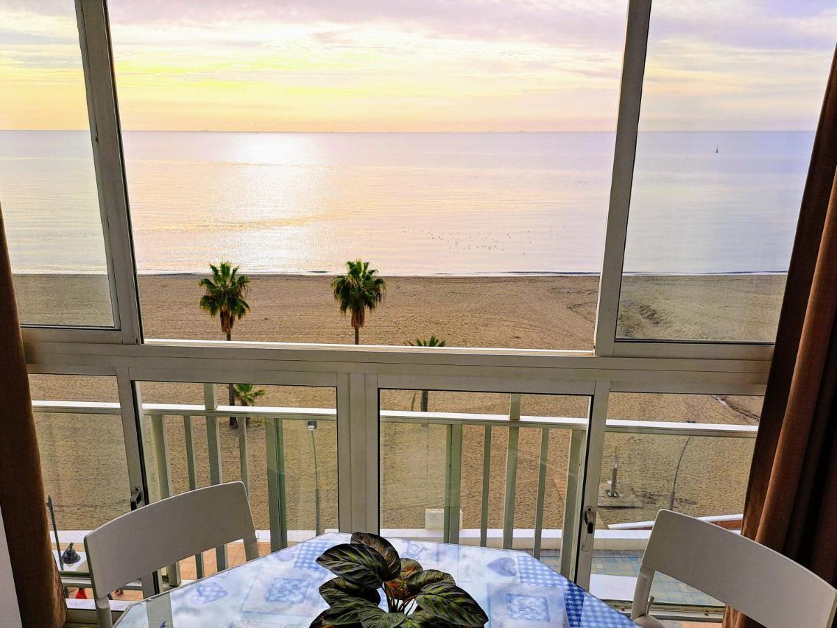 Sea Breeze Apartment Estepona Exterior photo
